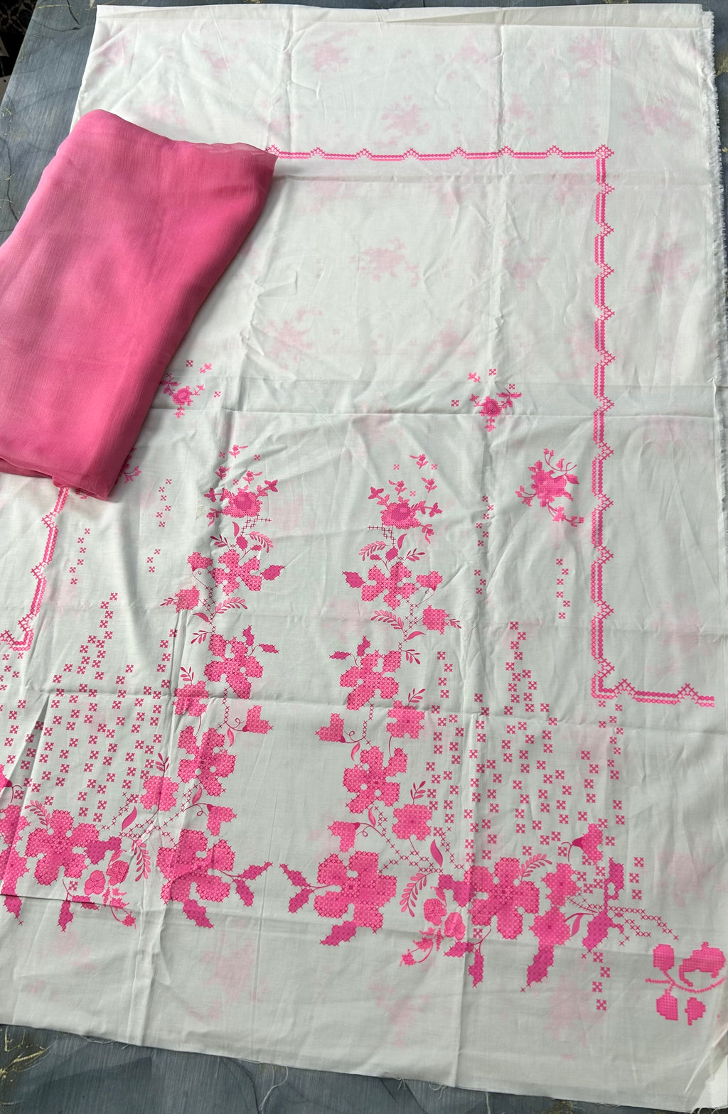 Sana Safinaz | Printed | Lawn | 2-Piece | Unstitched Suit | Pink White