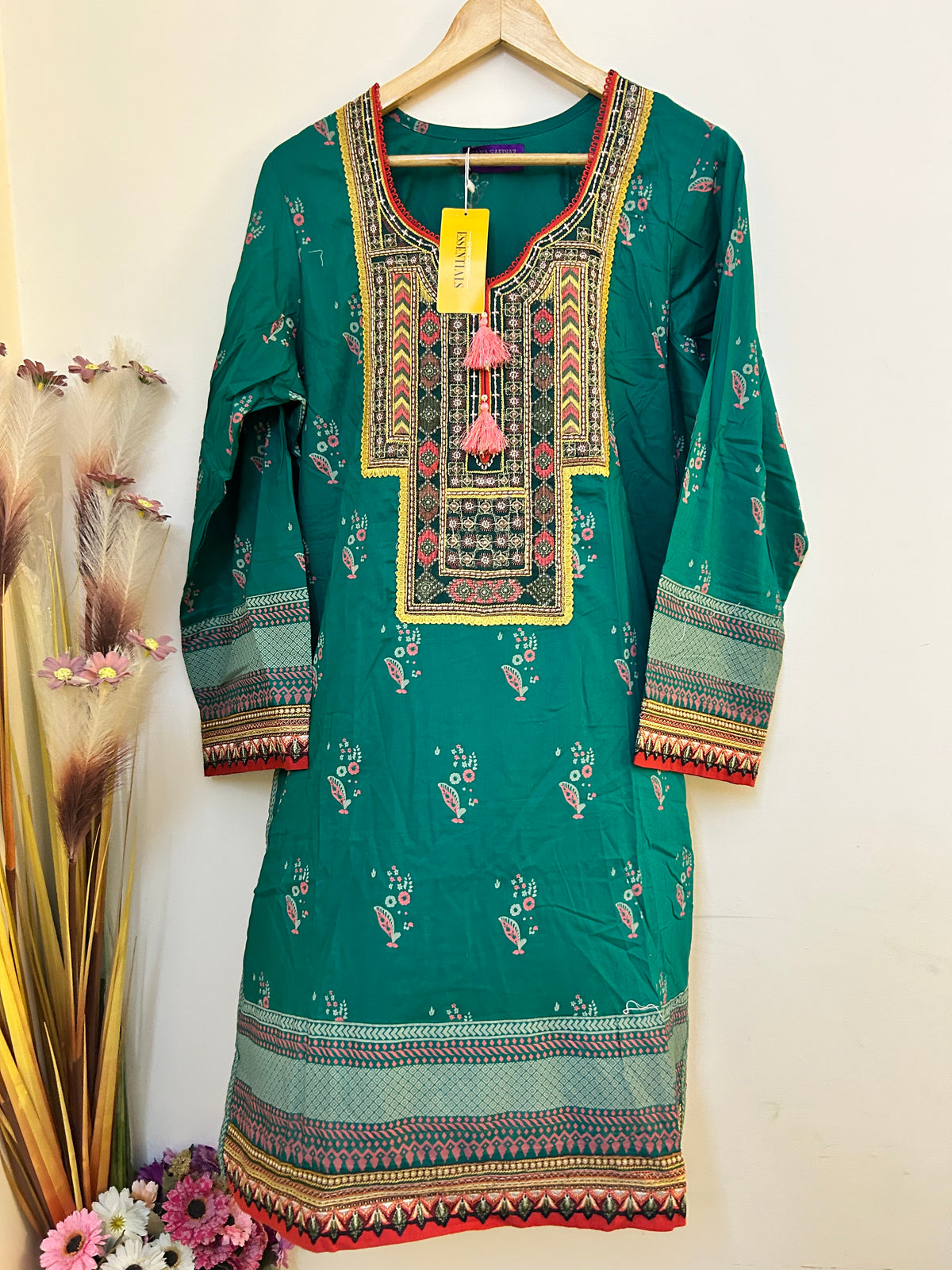 Sana Safinaz | Embroidered | Lawn | 1-Piece | Ready to Wear | Green