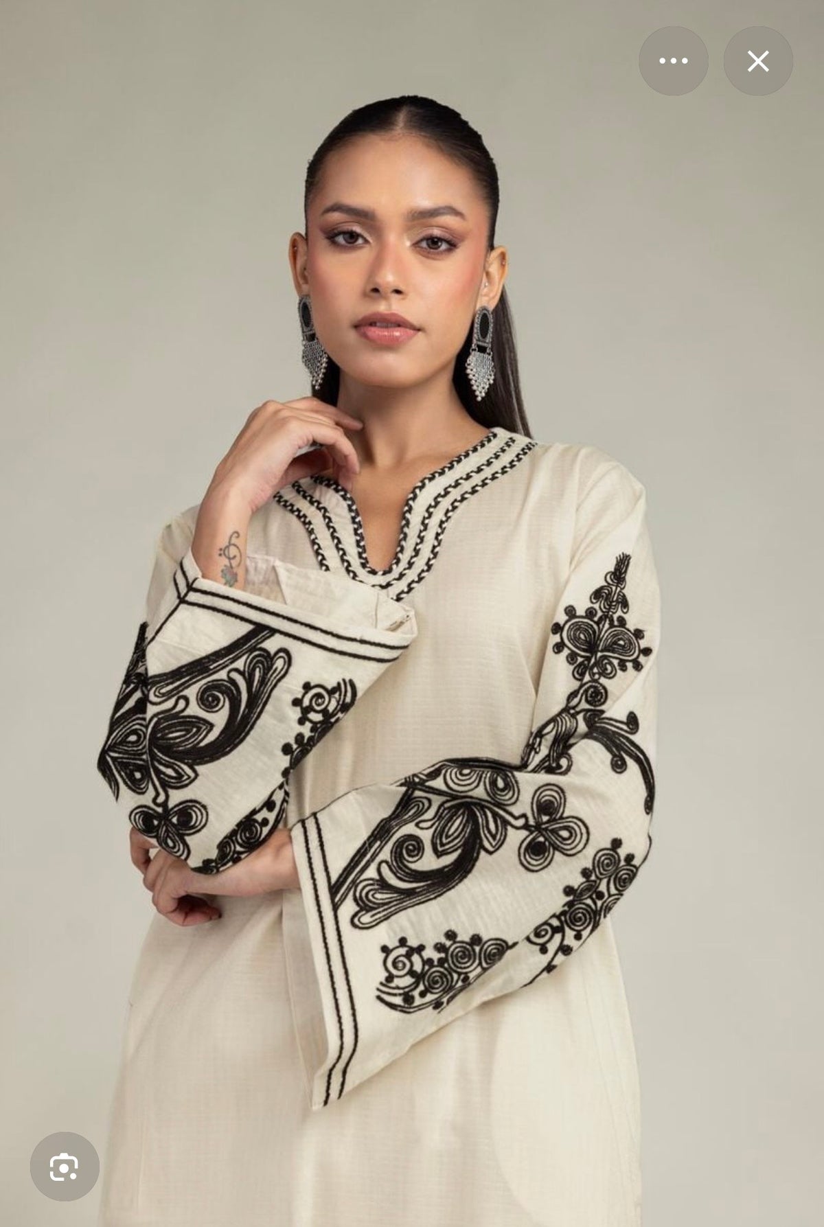 Khaadi | Embroidered | Selftextured lawn | 2-Piece | Ready to Wear | Off White Black