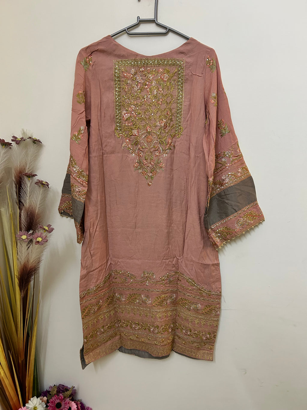 Sana Safinaz | Embroidered | Raw Silk | 1-Piece | Ready to Wear | Pink Grey