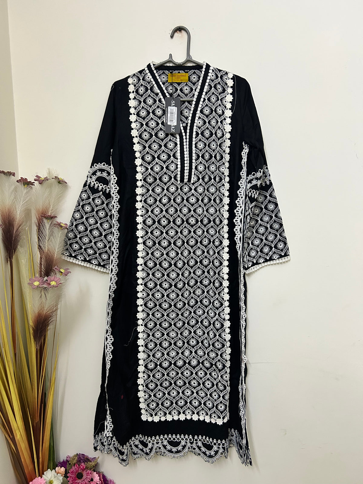 Sana Safinaz | Embroidered | Lawn | 1-Piece | Ready to Wear | Black