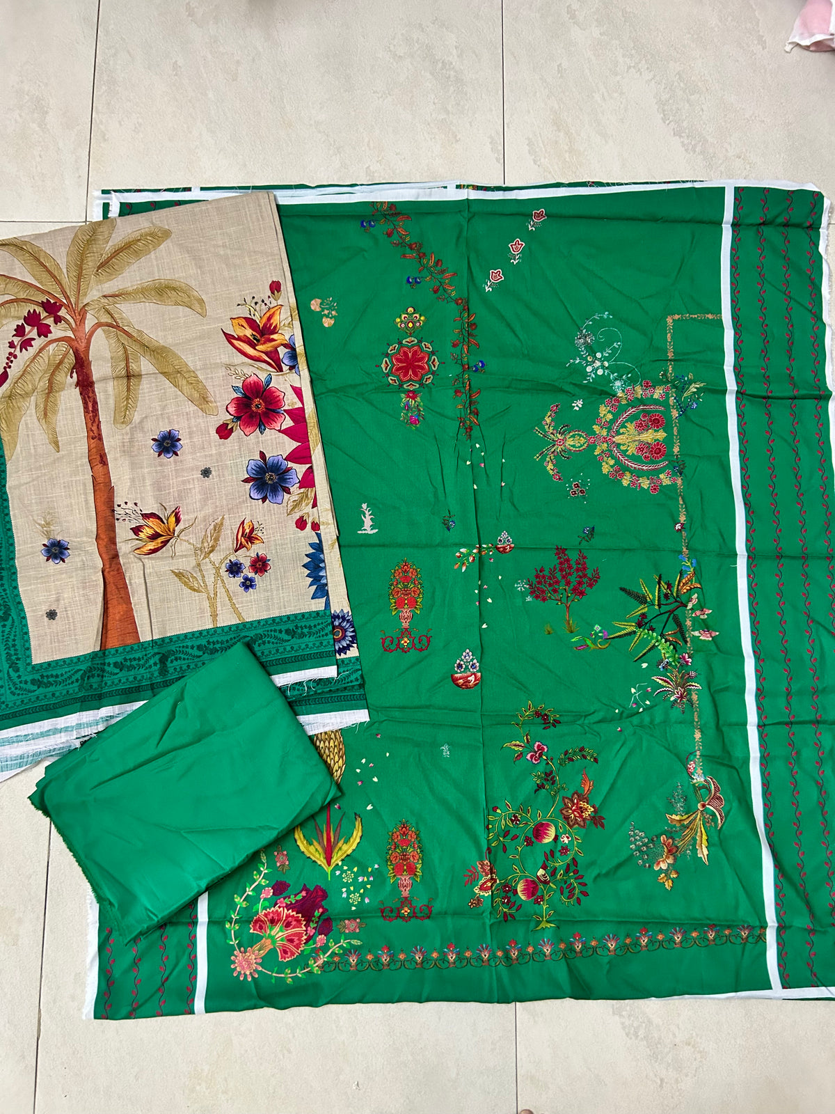 Sana Safinaz | Printed | Linen | 3-Piece | Unstitched Suit | Green