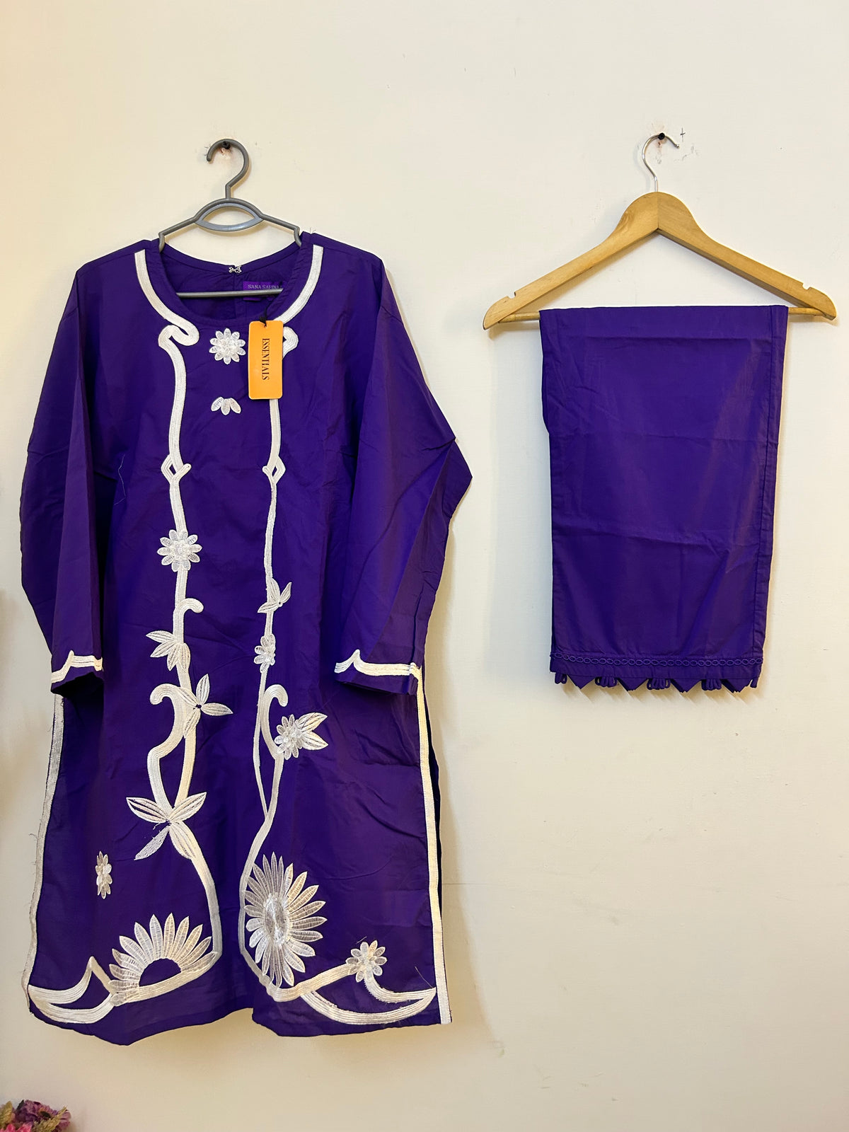 Sana Safinaz | Embroidered | Lawn | 2-Piece | Ready to Wear | Purple
