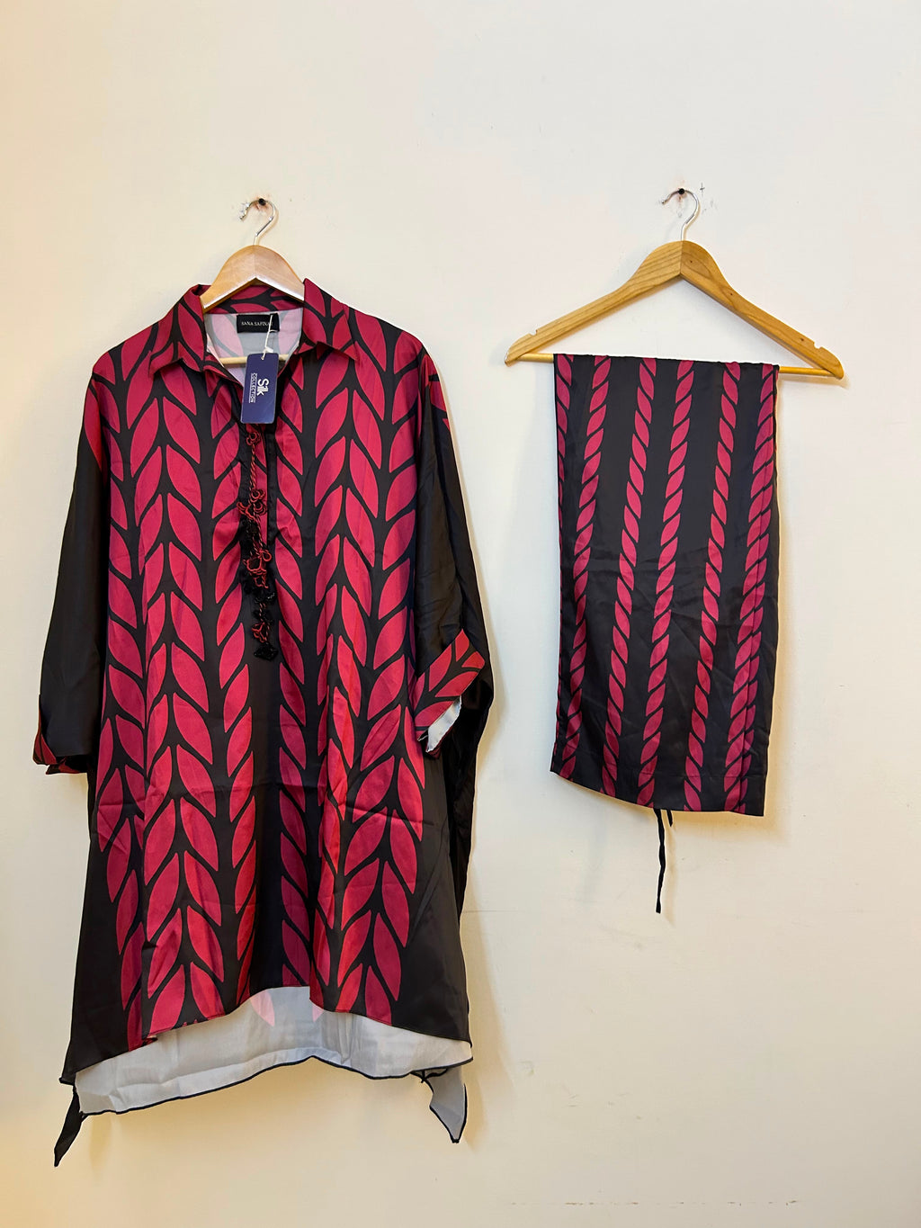 Sana Safinaz | Printed | Silk | 2-Piece | Ready to Wear | Red Black
