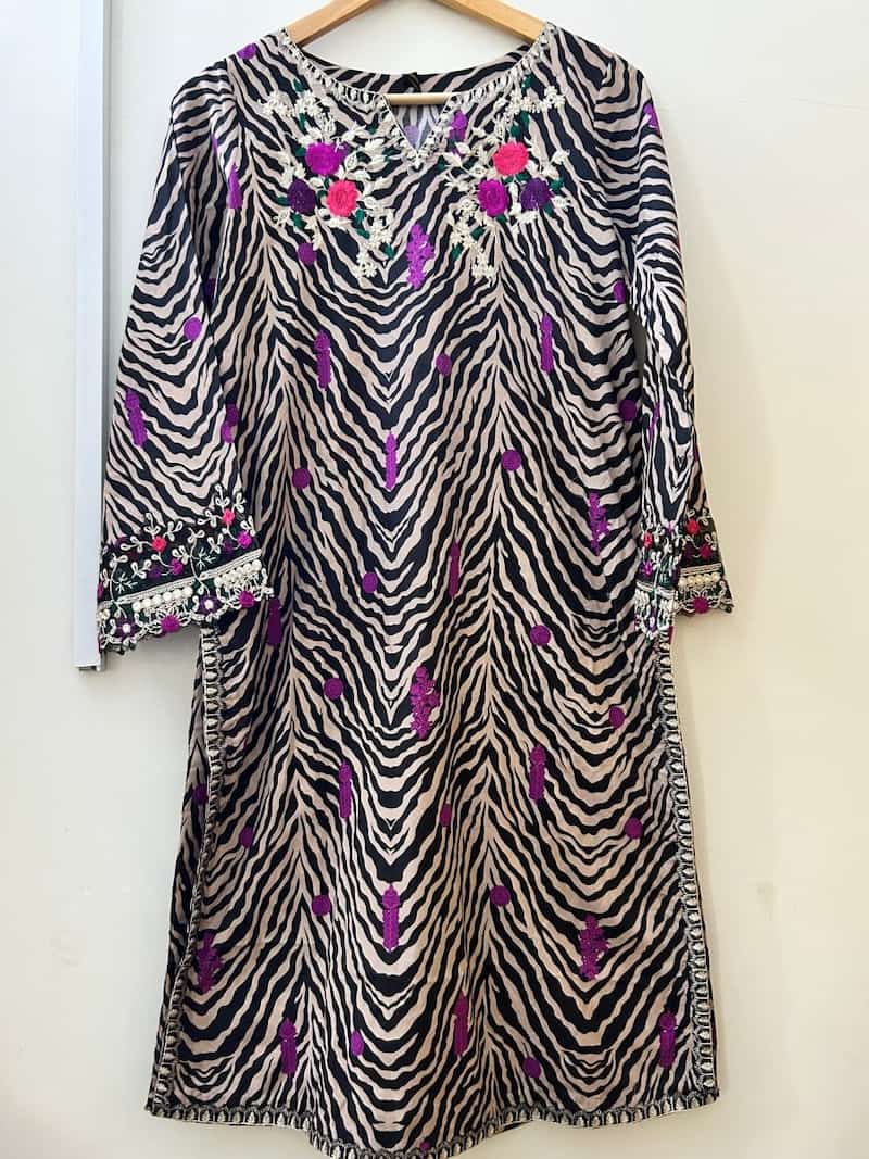 Charizma | Embroidered | Lawn | 3-Piece | Ready to Wear | Skin Black - Shopping Haul