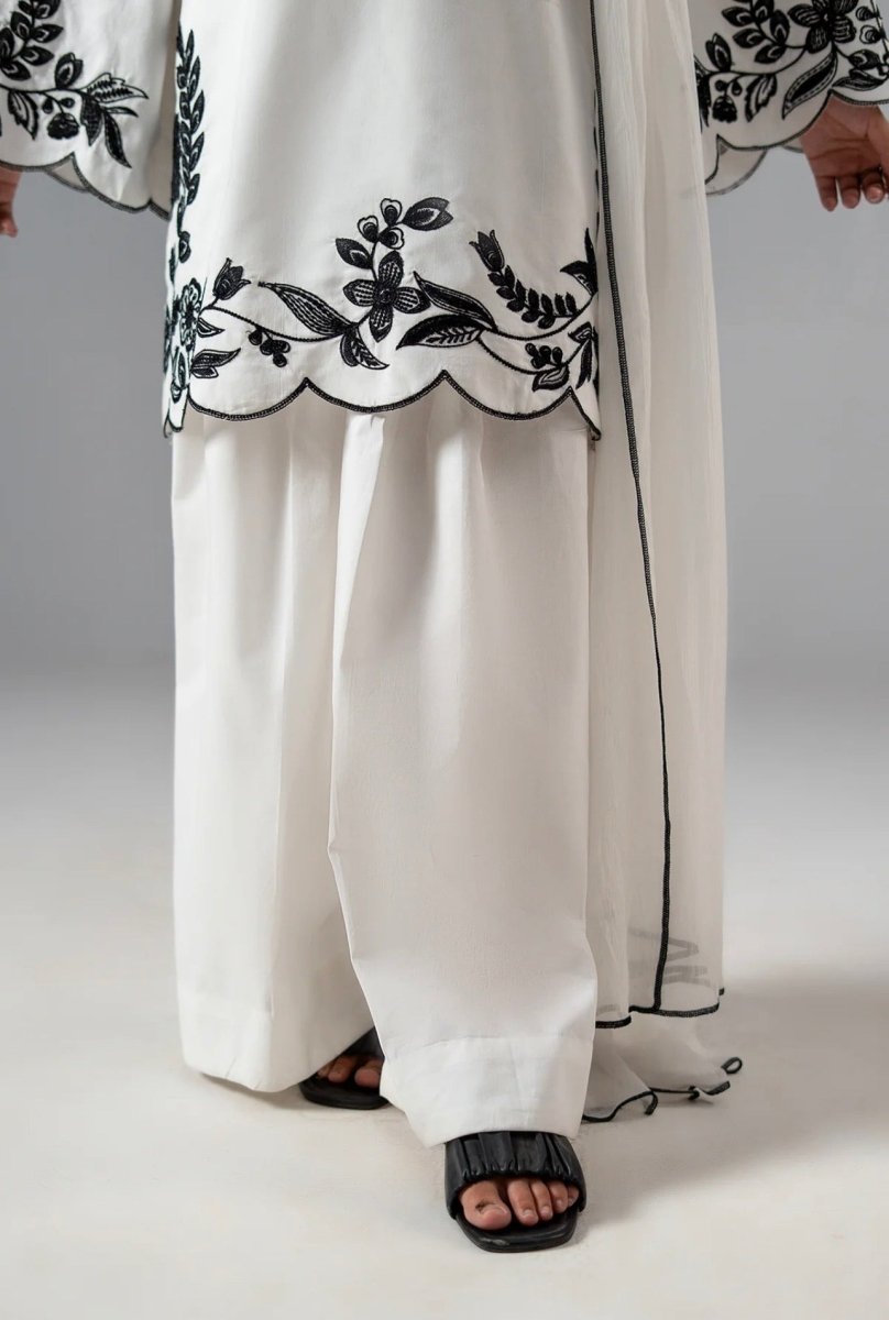 Charizma | Embroidered | Lawn | 3-Piece | Ready to Wear | White - Shopping Haul
