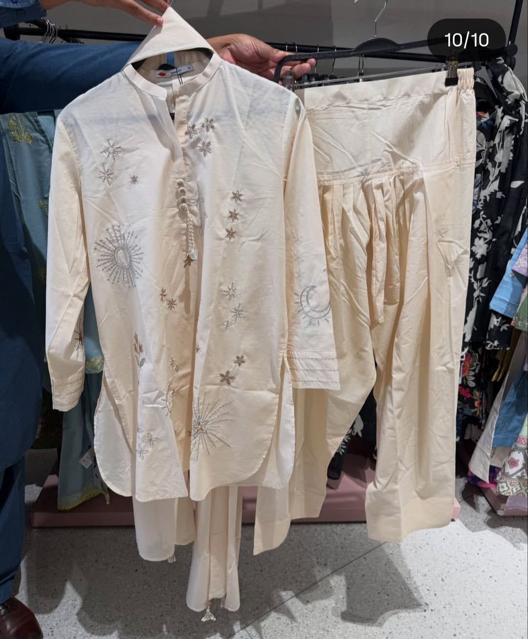 Khaadi | Embroidered | Lawn | 2-Piece | Ready to Wear | Off White - Shopping Haul